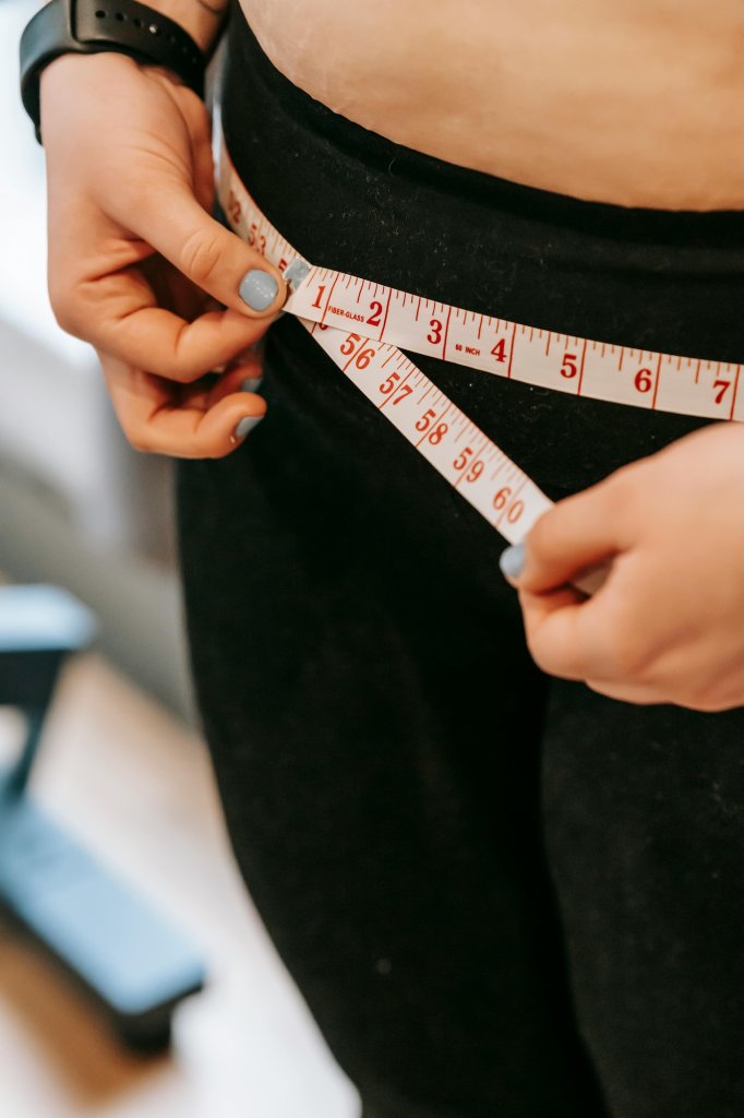 Stock images that would not be found on a weight-inclusive dietitian's website